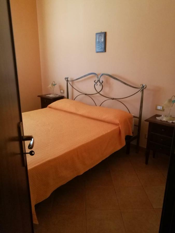 קוסטונאצ'י La Villa Dei Girasoli מראה חיצוני תמונה